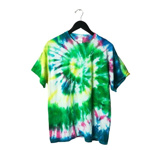 Gildan Tie Dye T Shirt Festival Hippie Trendy Tee Short Sleeve Cotton Logo - Picture 1 of 9